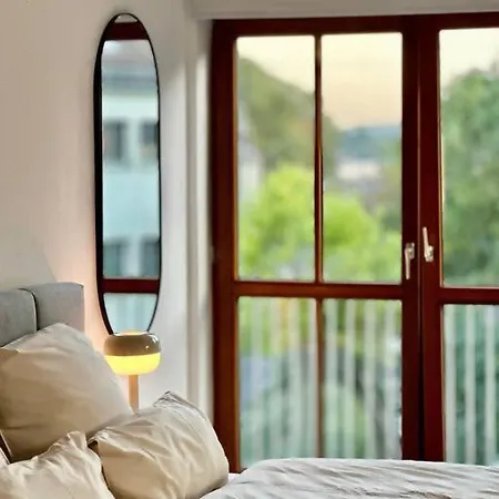 Alte Mainbrücke - Gratis Kaffee - Netflix - Balkon Wurzburgo