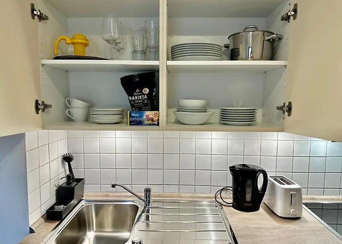 Brueckenglueck Alte Mainbruecke - Gratis Kaffee - Netflix - Balkon *